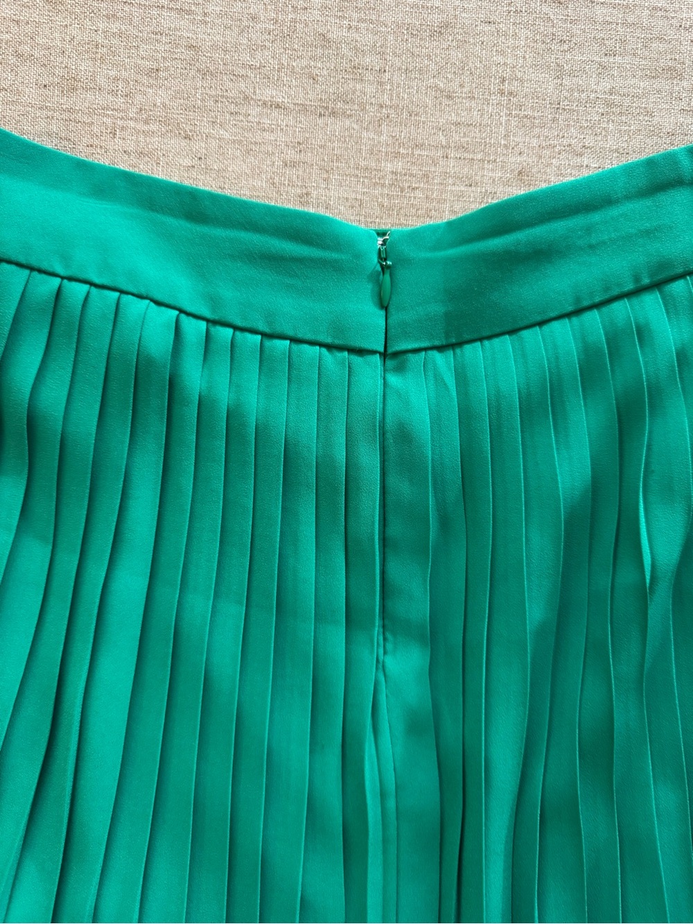 J. Crew Emerald Green Pleated Midi Skirt - Picture 2 of 3